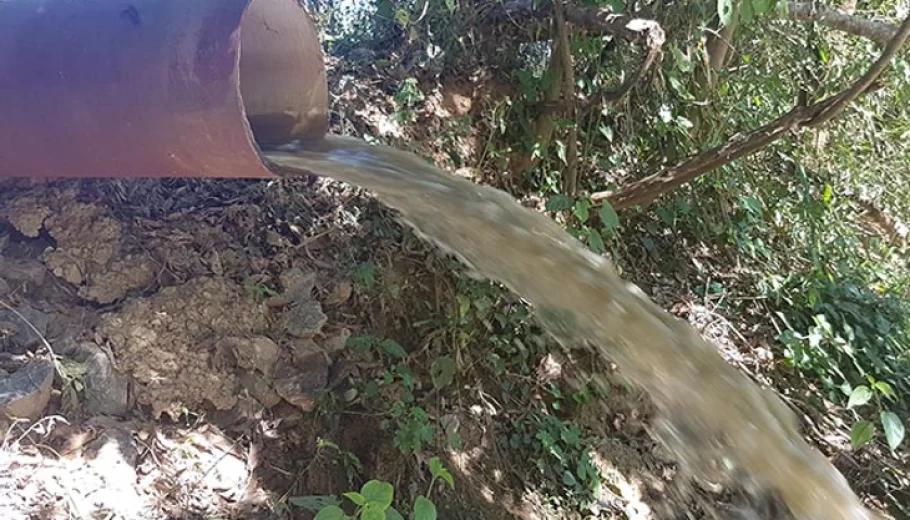 Esgoto Não Tratado